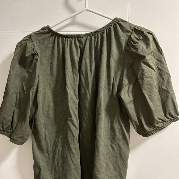 Old Navy - Picture 3 of 3